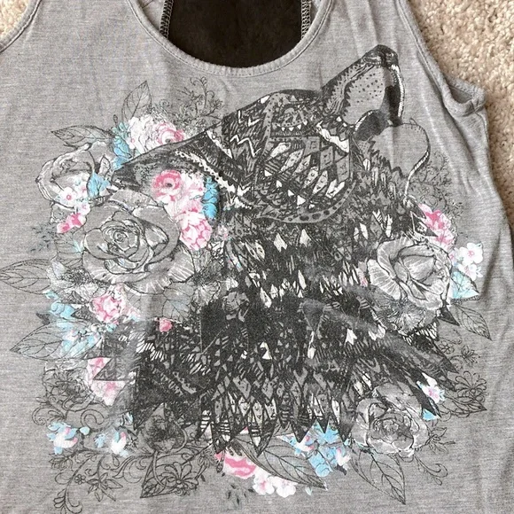 SWS Collection | Wolf Tank - Picture 5 of 8